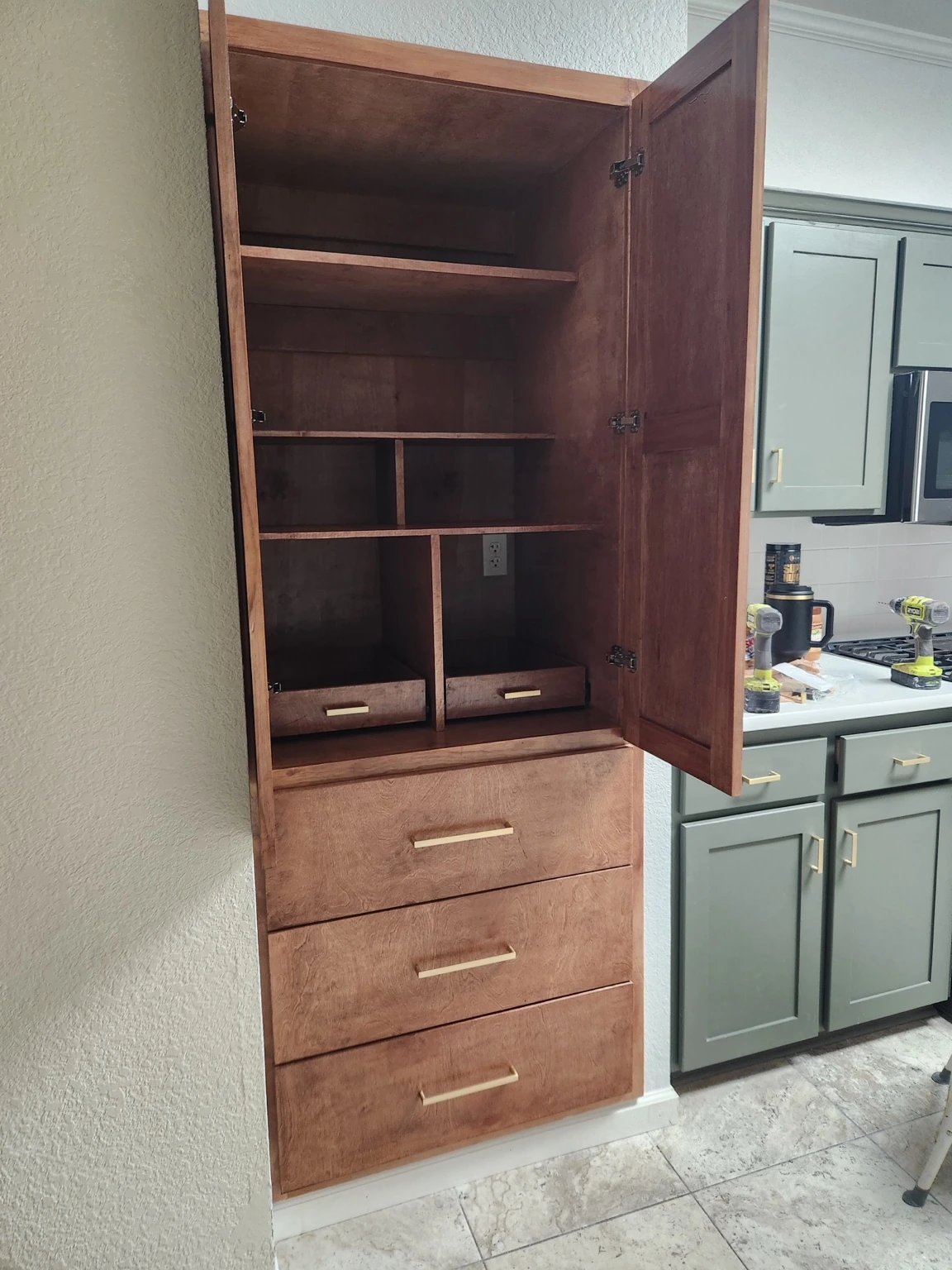 Real P&D custom pantry built-in cabinetry